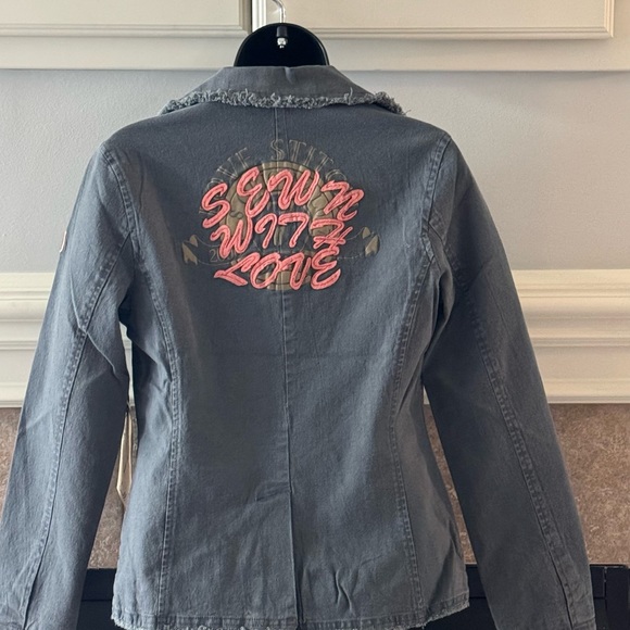 Trendy weathered jacket - Picture 2 of 2